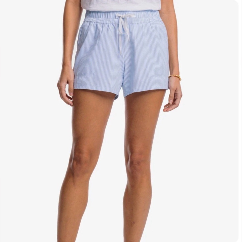 Southern Tide Women's Neeley Brrr Skip Stripe Performance Short Sky Blue XS